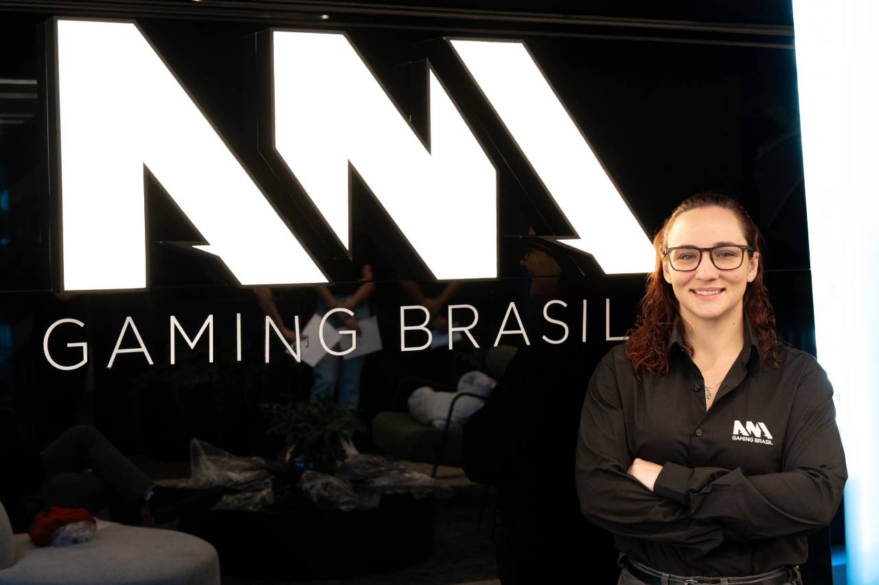Thalitta Corona na Ana Gaming