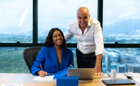 Cantora Iza e o CEO da TIM, Alberto Griselli (Crédito: Vitor Brugger)