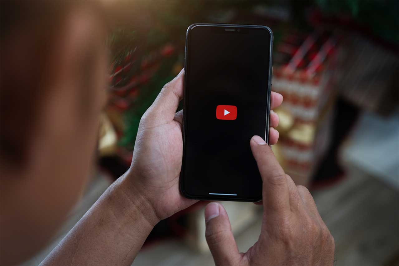 YouTube Shopping