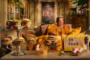 99Food convida Beatriz Reis para campanha do Burger King