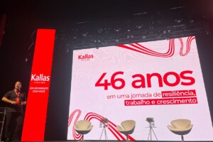 Rodrigo Kallas, CEO da Kallas, durante o primeiro upfront da marca