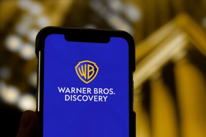 Warner Bros Discovery avalia venda de ativos de mídia