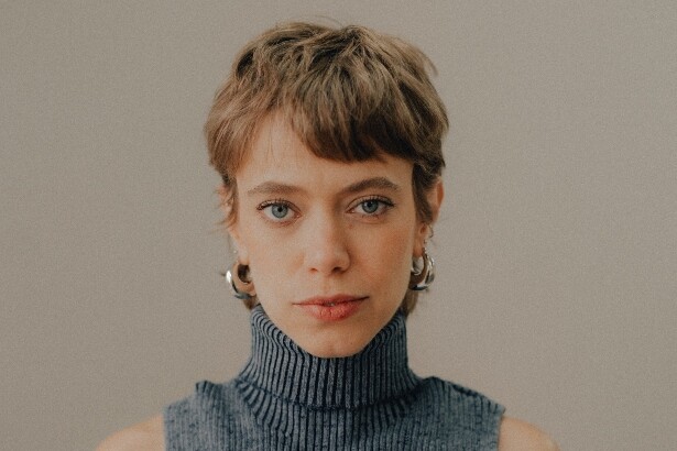 Mari Kruger, influenciadora digital e DJ (Crédito: Divulgação)