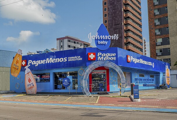 Varejo físico amplia alcance e reforça presença no momento da decisão de compra