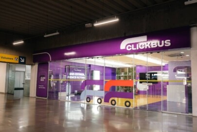 ClickBus inaugura espaço interativo em Terminal Rodoviário