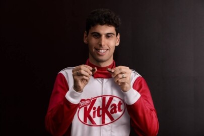 KitKat e Spotify AUX unem música e automobilismo em festa