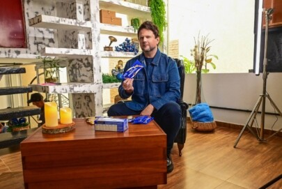 Selton Mello estrela a mensagem de fim de ano da Lacta