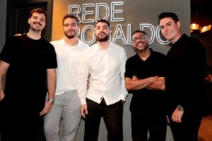 Lucas Zafra, Ronald, Kaique Torres, Douglas Buiu e Thiago Cavalcante coordenarão o projeto da Rede Ronaldo (Crédito: Giovanni Albino)