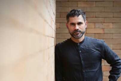 Stink Films admite diretor de cena