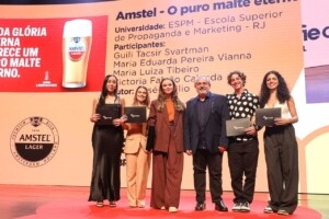 Davi Moraes Xavier, Giovana Mussi Wilberg e Gustavo Sathler Cruciol, da ESPM São Paulo (Crédito: Eduardo Lopes / Imagem Paulista)