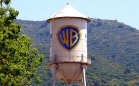 Paramount e Netflix defendem por meio de cartas, suas propostas pela WBD (Crédito: Walter Cicchetti/Shutterstock)