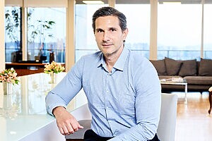 Grupo Globo desliga diretor-geral Fred Kachar: conteúdo das conversas privadas com Daniel Vorcaro foi a causa da demissão do executivo (Crédito: Arthur Nobre)