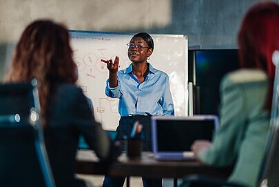 Gap em educação dificulta desenvolvimento de CMOs