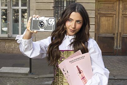 Eudora Siàge promove concurso inspirado em Emily em Paris