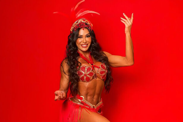 Gracyanne estrela ação da Nestlé para apresentar linha de chocolates recheados (Crédito: Divulgação)