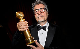 Vitrine e Kleber Mendonça Filho, parceria que agora rendeu a estatueta de Melhor Filme de Língua Não Inglesa e de Melhor Ator de Drama do Globo de Ouro (Crédito: Penske Media/Gettyimages)