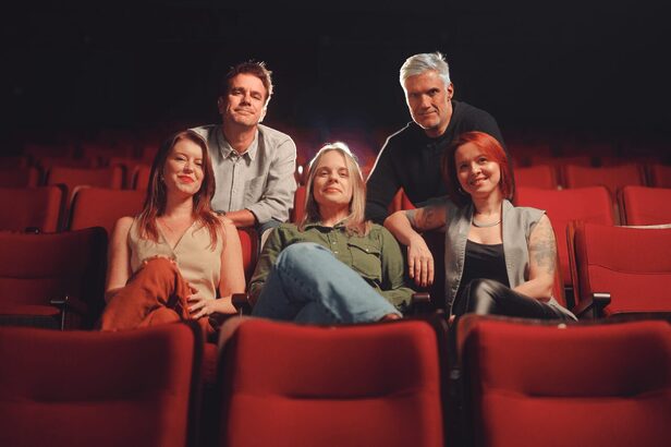 Board da Sentimental Filme, com Marcos Medeiros