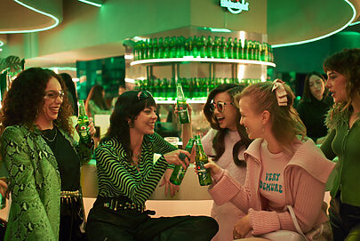 Heineken convida a romper bolhas e viver conexões reais