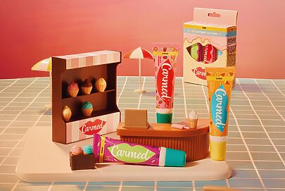 Carmed atende fãs e anuncia volta do Kit Sorvetes