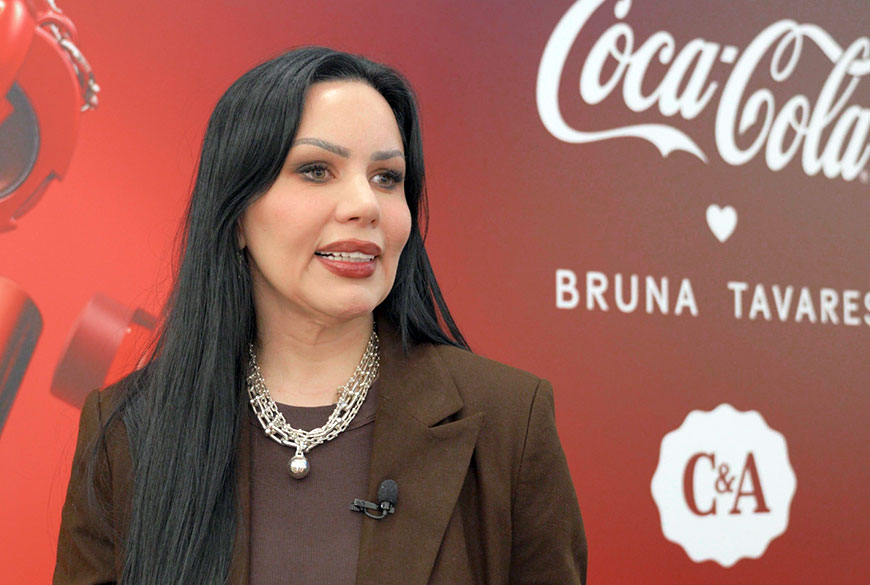 Bruna Tavares: em collabs com marcas como Disney e Coca-Cola, a marca brasileira de maquiagem desenvolvida pela criadora de conteúdo e CEO Bruna Bonaldi Tavares é uma das referências nacionais no segmento de beleza (Crédito: Reprodução)