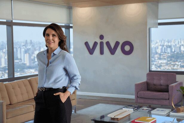 Marina Daineze, vice-presidente de comunicação e sustentabilidade da Vivo