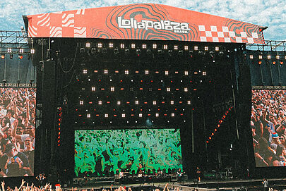 Samsung convida público a viver experiência Galaxy no Lollapalooza