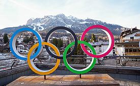 Aneis olímpicos na Itália