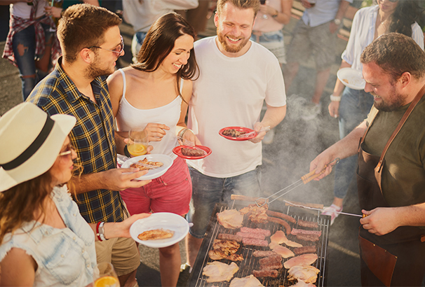 O estudo do GFI Brasil aponta a necessidade de reposicionar as carnes vegetais como opção desejável para qualquer consumidor, inclusive em ocasiões tradicionais de consumo