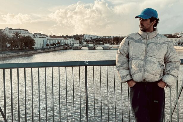 André Chitas, diretor de cena e sócio da Bgroove - Produtoras