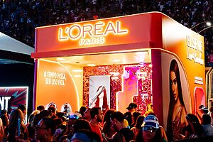L’Oréal Paris nos Ensaios da Anitta 2026 com ATENAS.ag