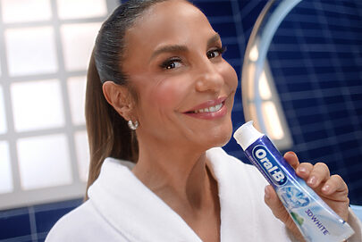 Ivete Sangalo será o sorriso oficial da Oral-B