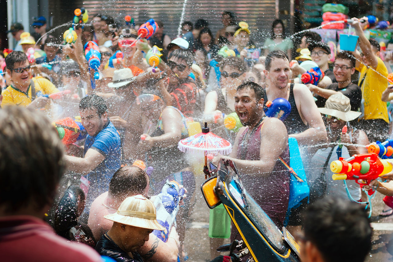 Fast food e cerveja: o que consomem os foliões?