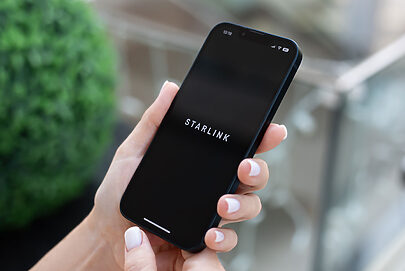 Starlink ultrapassa marca de 10 mil satélites em órbita