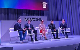 Peter Jarich (GSMA), Dr. Juergen Quittekm, Khartoon Weiss (TikTok), Nigel Vaz (Publicis Sapient) e Lydia Smyers (Microsoft)