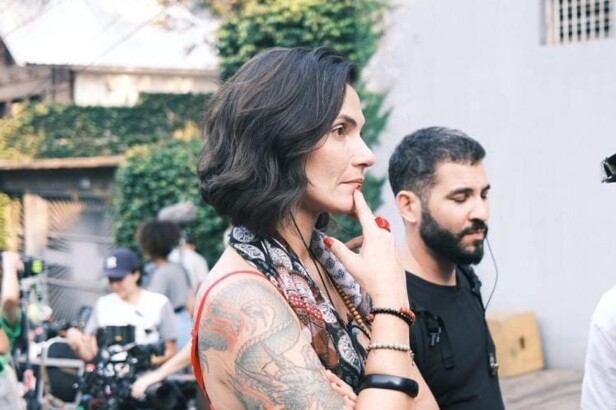 Mariana Jacob, produção de locação e diretora de produção de O Agente Secreto (Crédito: Divulgação)