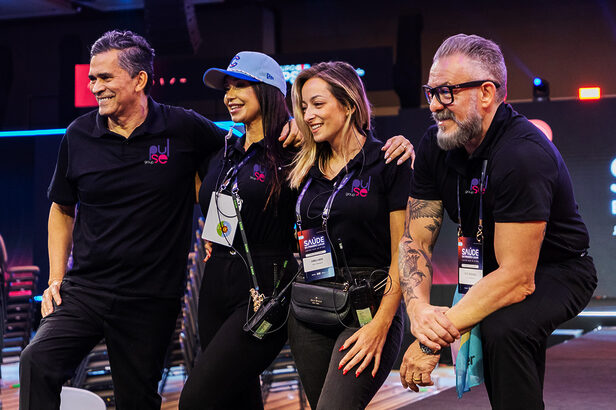 Paulo Henrique Barros, Juliana Schmidt, Camila Novo e Beto Macahiba