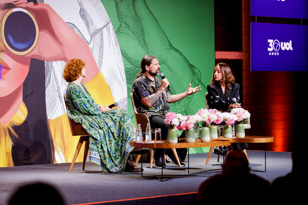Natalia Timerman, Andreas Kisser e Regina Augusto no painel Finitude, presença e a força dos novos ciclos do WW Summit (Créditos: Máquina da Foto)