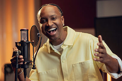 Globo lança campanha para Copa do Mundo 2026 com Thiaguinho