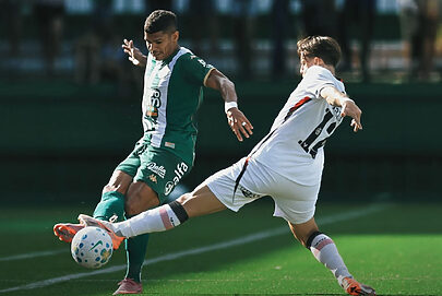 Futebol 2026: novas marcas invadem campo fragmentado