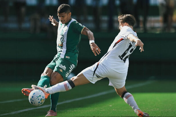 Mesmo com fragmentação e em ano de Copa do Mundo, futebol segue sendo grande atrativo para as marcas (Crédito: Reprodução)