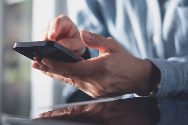 Estudo analisa desempenho de criadores da Bahia no Instagram (Créditos: TippaPatt/Shutterstock)