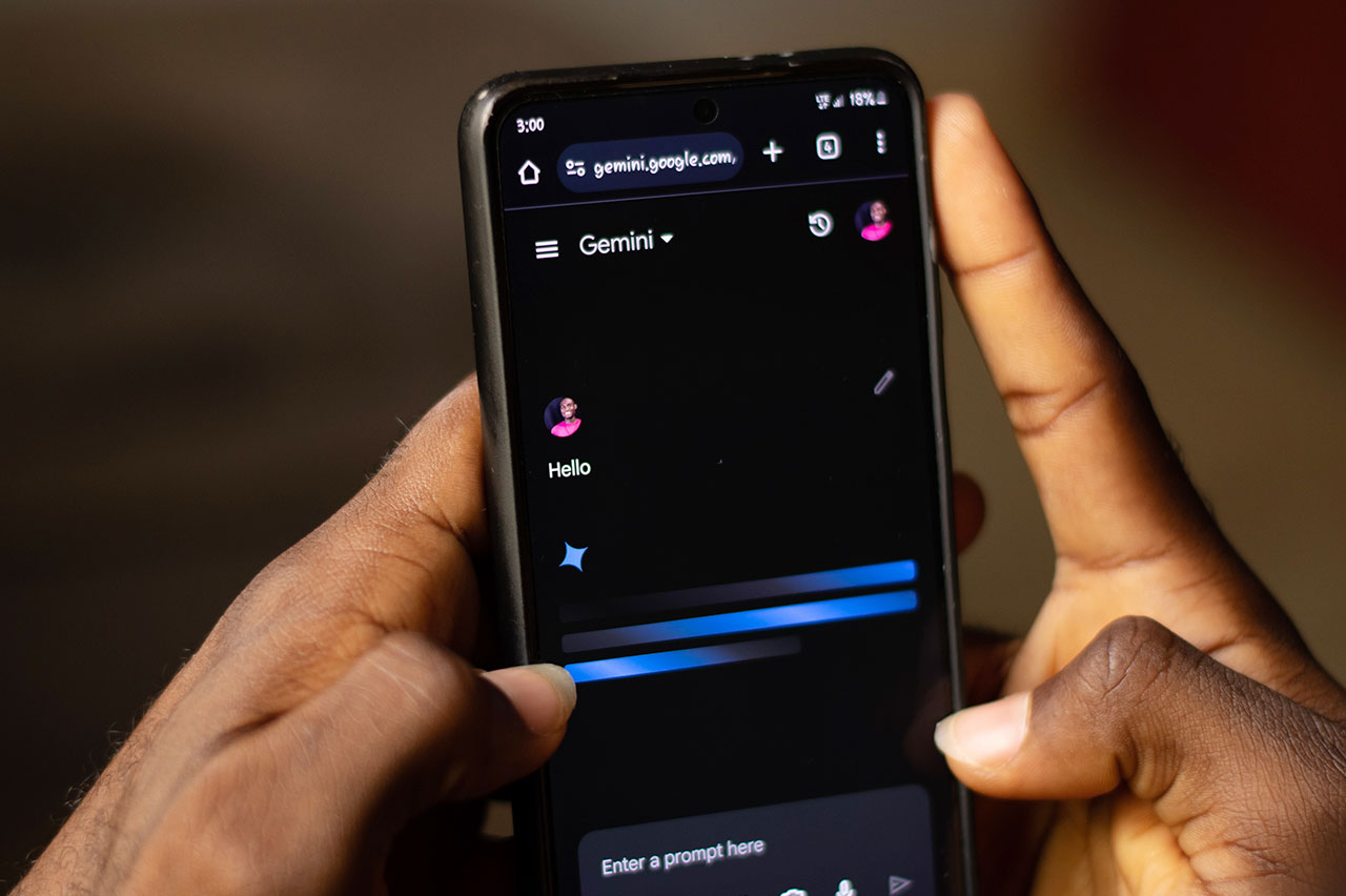 Acesso a chatbots de IA no Brasil aumenta, mostra relatório