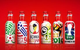 Marcas investem em itens colecionáveis para celebrara a Copa do Mundo (Crédito: Divulgação)