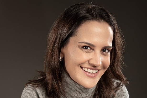 Mariane Novais, diretora de marca e conteúdo da Rede Américas (Crédito: Divulgação)