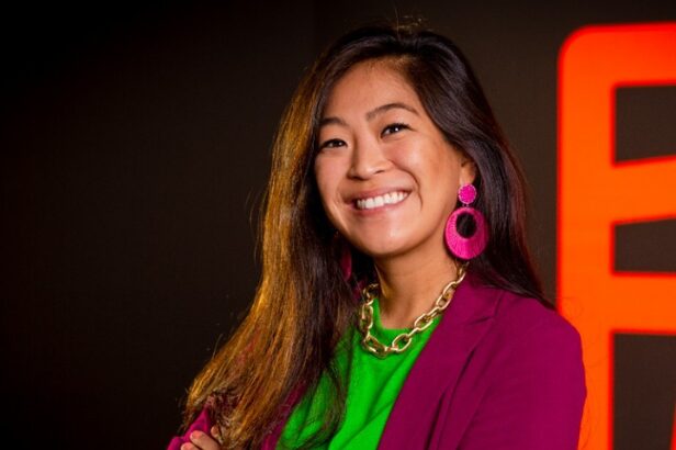 Marina Lika, gerente de projetos institucionais da Eletromidia (Crédito: Divulgação)