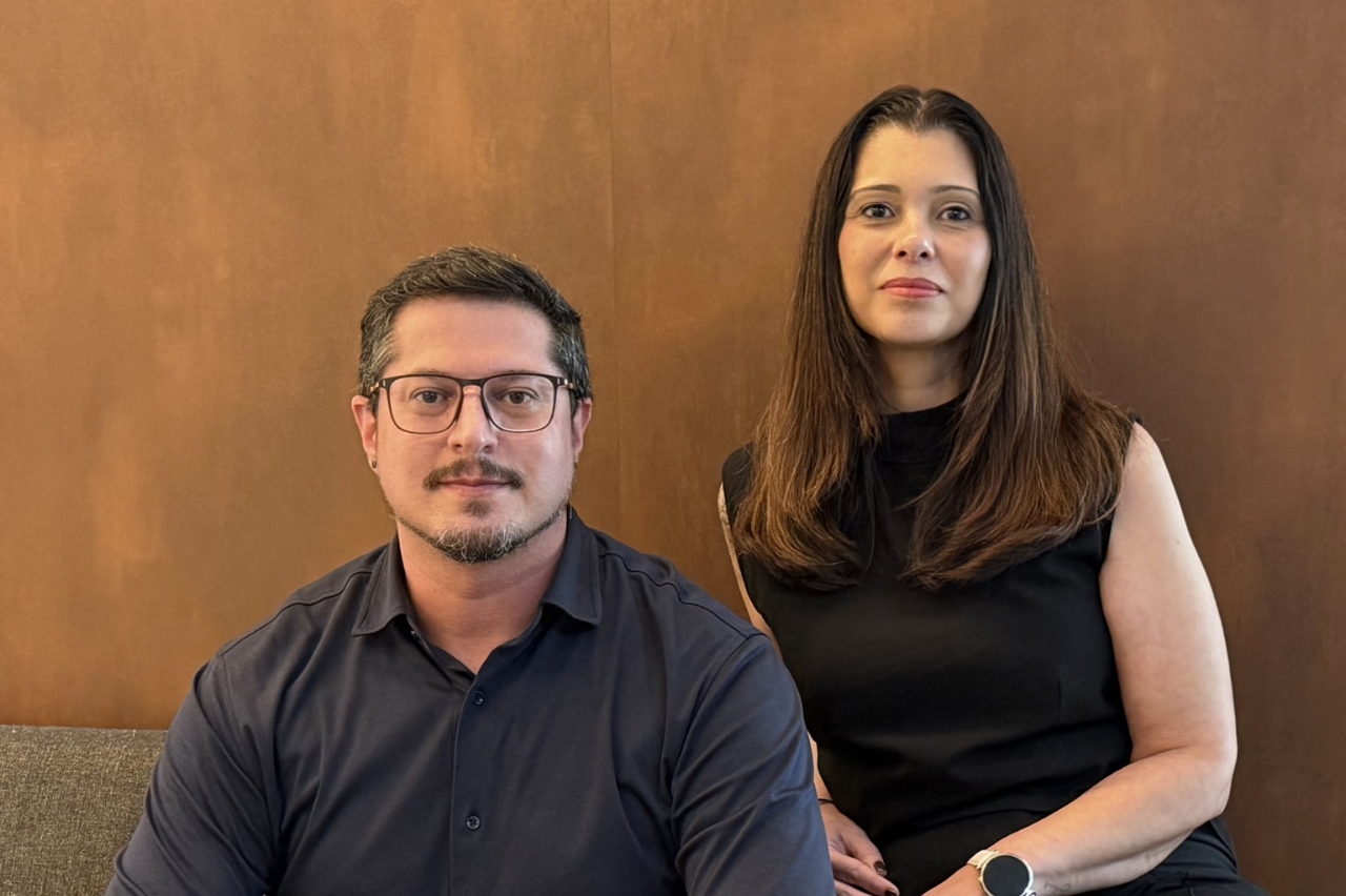 Daniel Ribeiro e Juliana Felipe reforçam área de marketing da GPeS (Crédito: Divulgação)