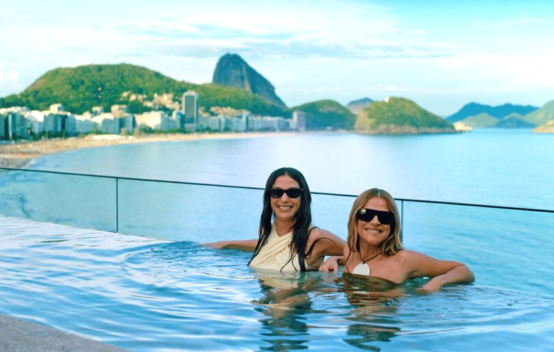 Ingrid Guimarães e Mônica Martelli estrelam websérie do C6 Bank (Crédito: Divulgação)