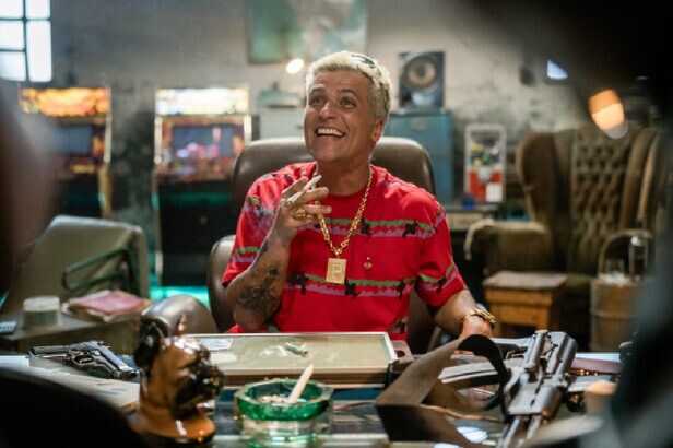 Bruno Gagliasso interpreta Playboy na sexta temporada da série Impuros (Créditos: Divulgação/Disney/Laura Campanella)