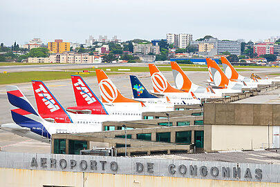 Neooh e Helloo assumem mídia integral do Aeroporto de Congonhas