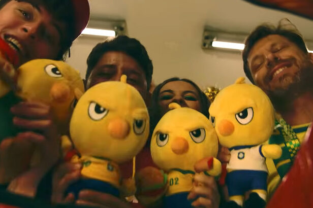 iFood reafirma investimento no país com campanha exclusiva e linha de mascotes inspirada na Seleção (Crédito: Divulgação)